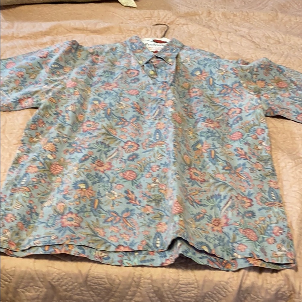 Men’s large Reyn Spooner shirt